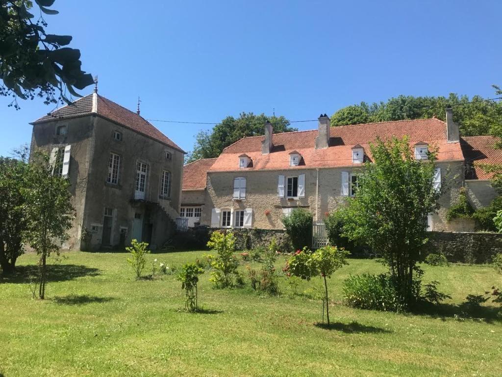 Chez Zoiseau Et Zoiseautte Bed & Breakfast Chassigny Exterior foto
